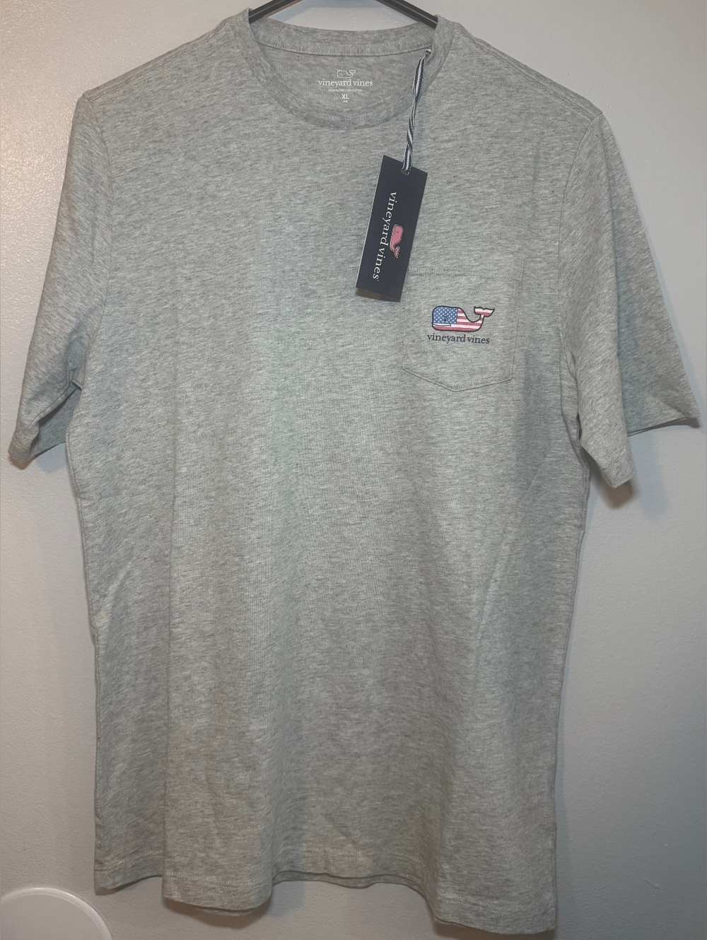 NWT Vineyard Vines Boys Flag Whale T-Shirt Size XL (18)